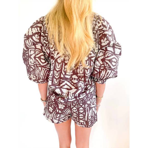 NEW WILLA STORY busy like brit shorts in white/brown - Picture 5 of 5